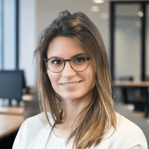 Portrait de Sarah Prieur, experte-comptable diplômée